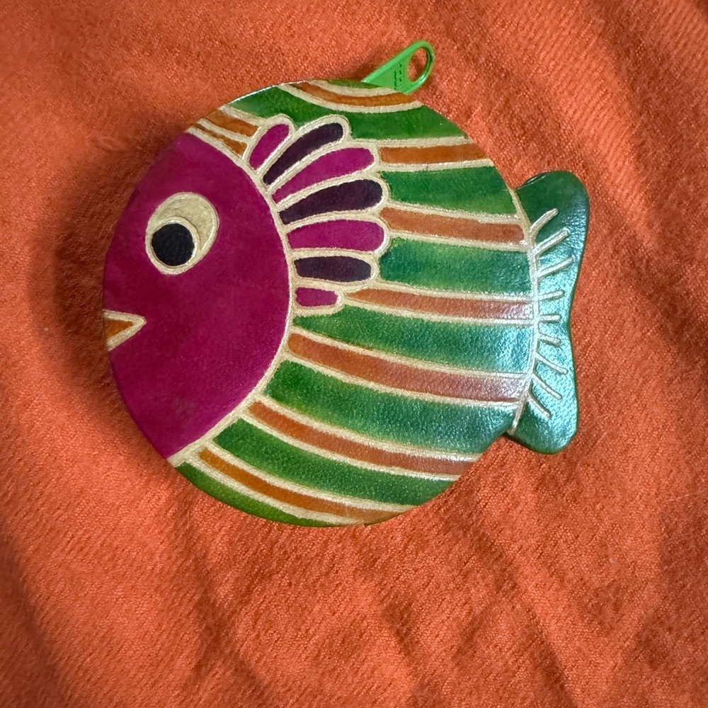Unique Colorful Leather Fish Coin Purse - Picture 3 of 10